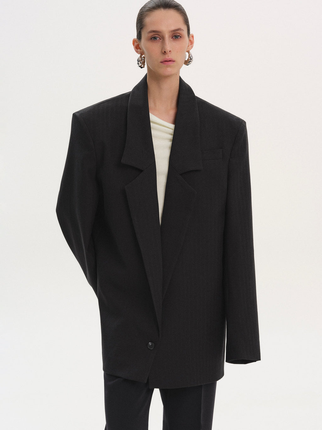 Long Notched Lapel Blazer, Black Striped