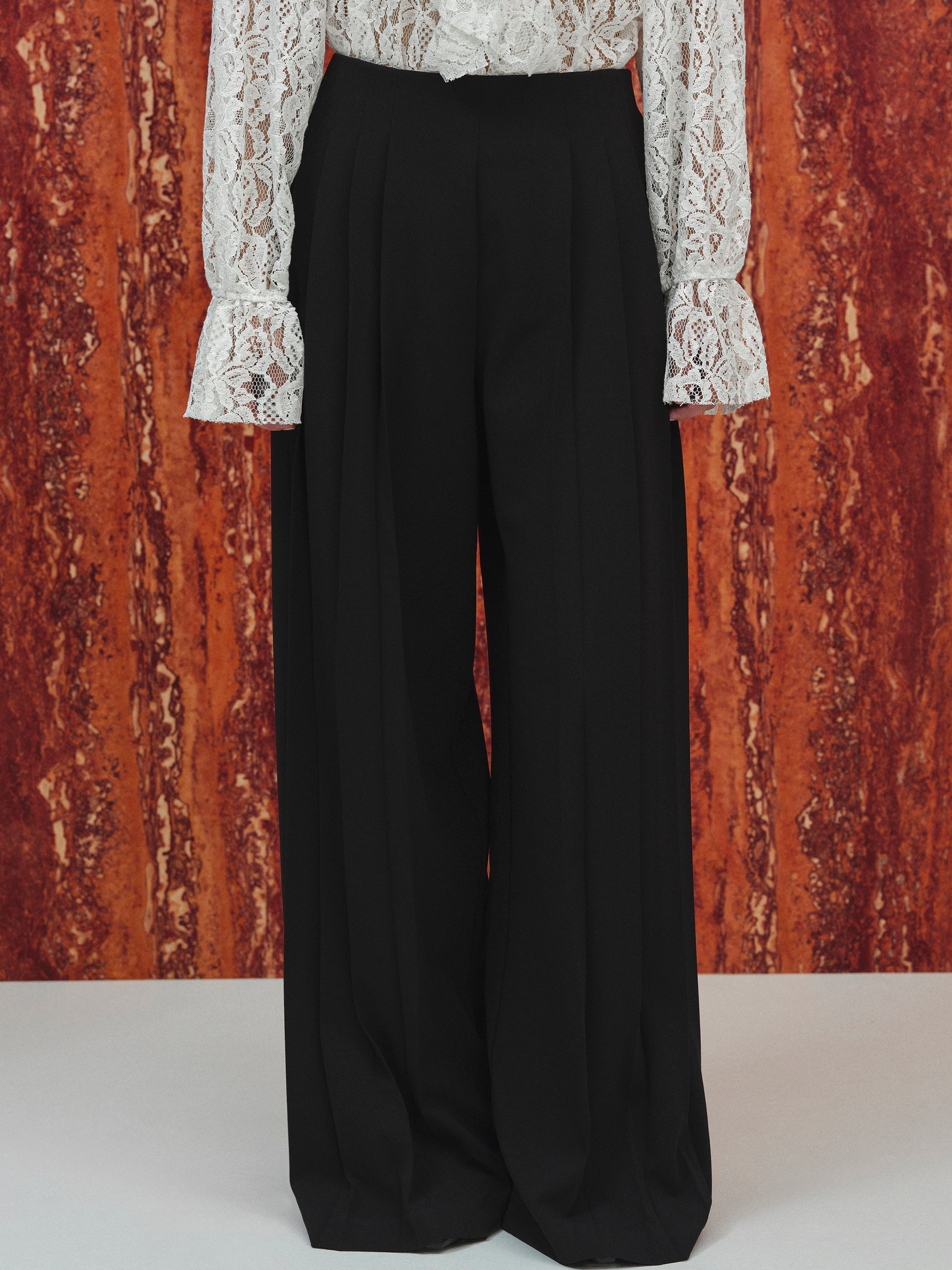 Pleated Long Trousers, Black